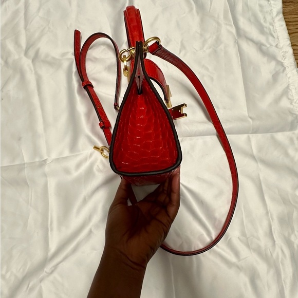 Tory Burch Mini Lee Radziwill Croc Embossed Leather Satchel - Picture 10 of 13